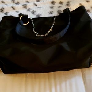 Black Shoulder bag with Sliver chain